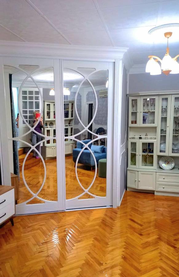 Central Apartment "Ameliya" 바쿠 외부 사진